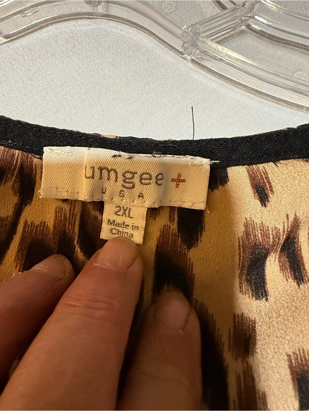 Umgee Black Short Sleeve Tunic with Leopard Trim - Picture 7 of 8